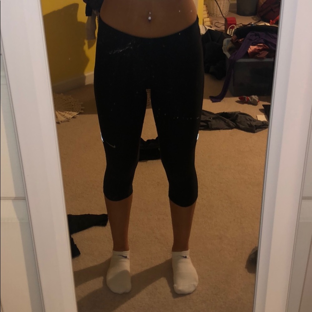Nike black cropped leggings size: S